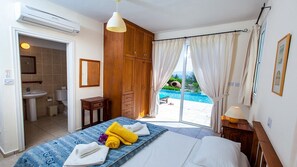 2 chambres, fer et planche à repasser, lit parapluie, Wi-Fi gratuit