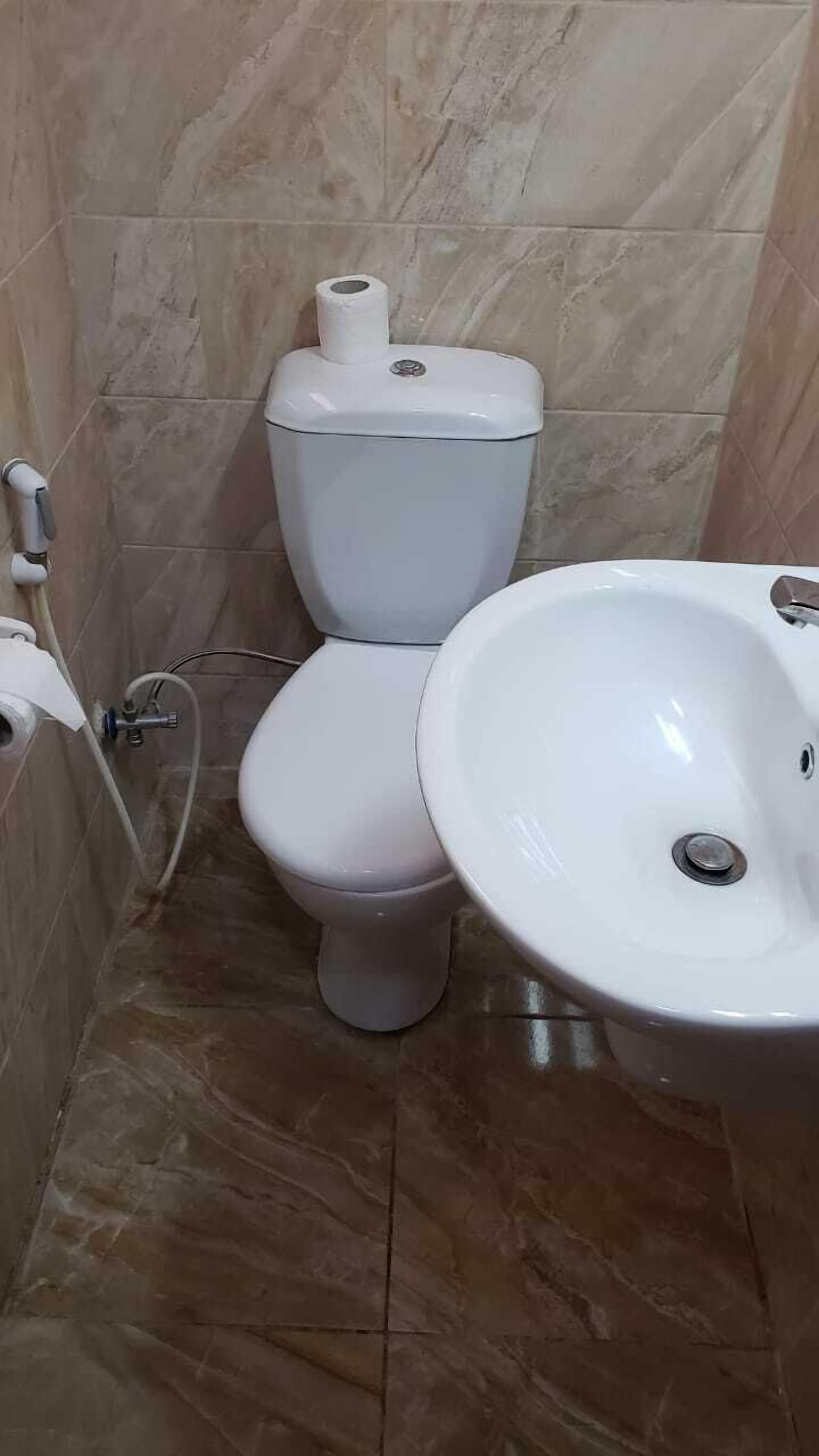 comfort triple room | bathroom | shower, rainfall showerhead, free toiletries, hair dryer