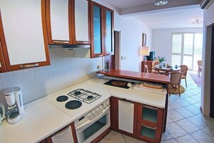 Apartment (Apartments Sipa - Comfort Two Bedroom) | Private kitchen