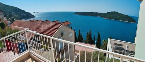 Apartment (Apartments Sipa - Premium Two Bedroom) | Balcony