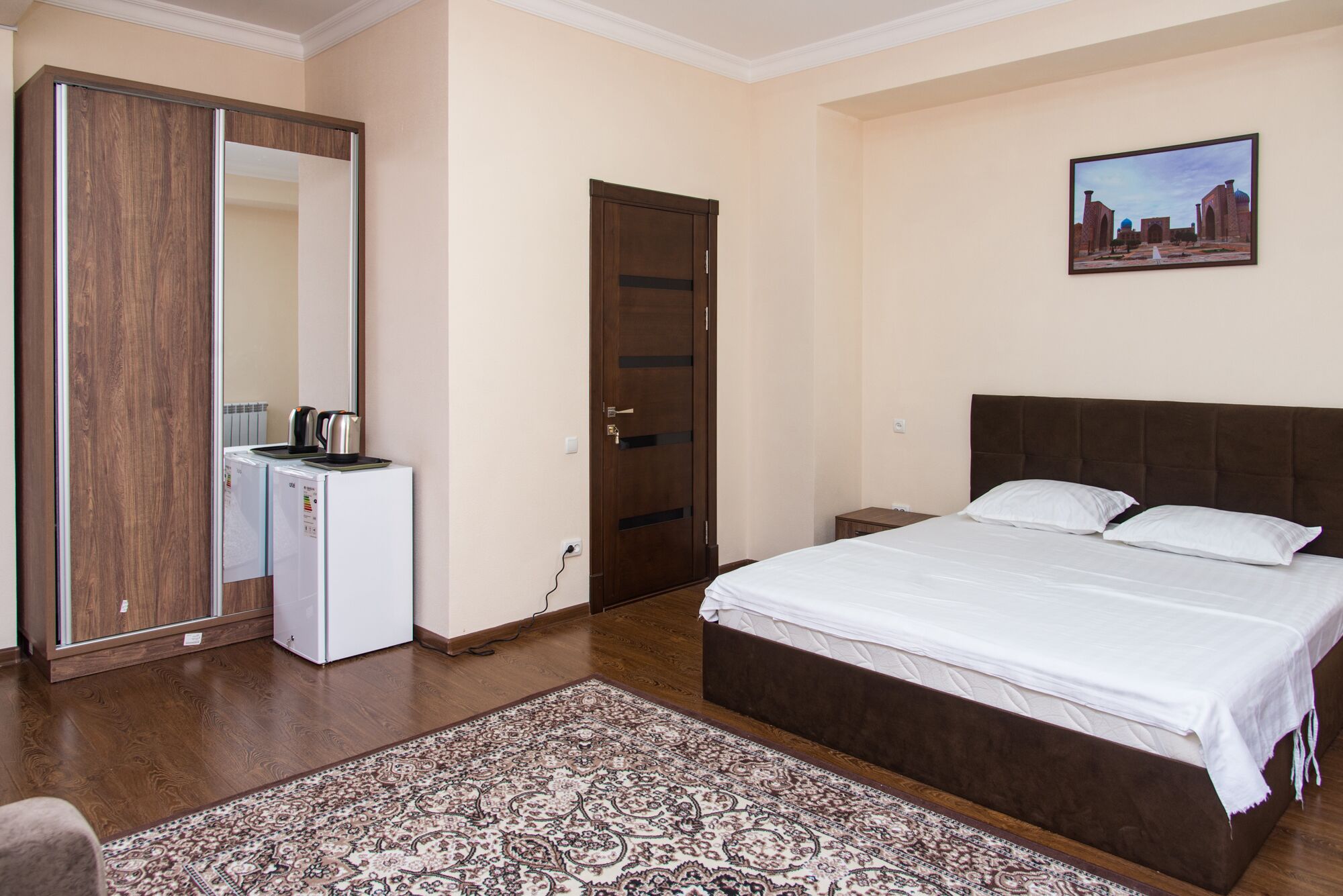 standard double or twin room, city view | desk, soundproofing, free wifi, bed sheets