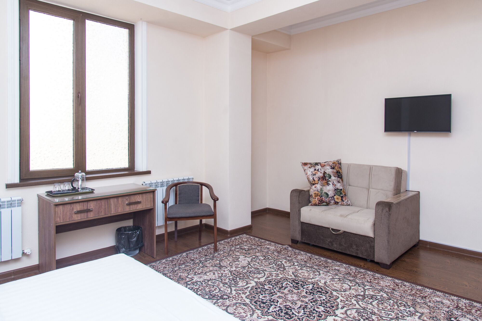 standard double or twin room, city view | desk, soundproofing, free wifi, bed sheets