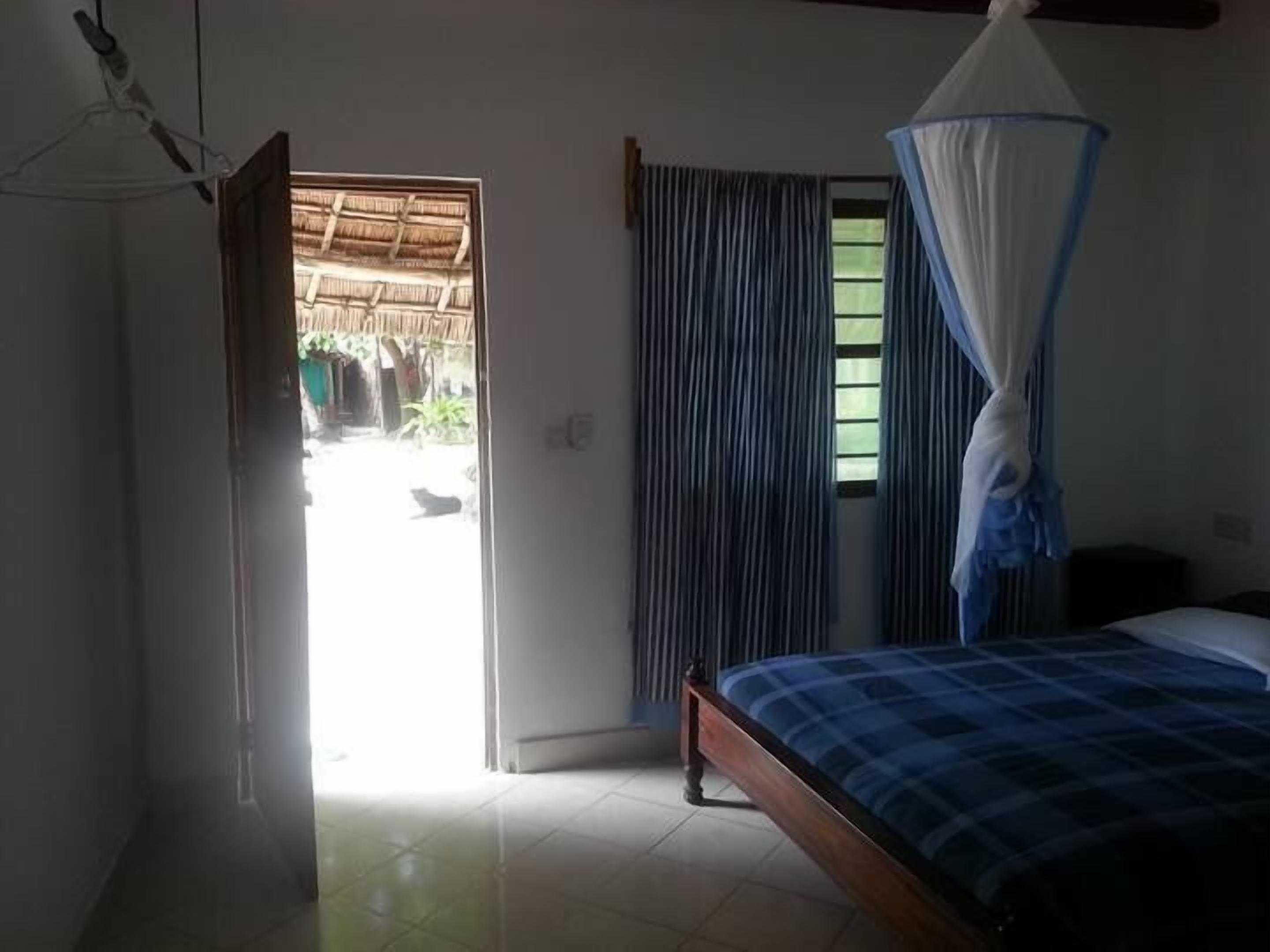 Quarto casal standard | 1 quarto, roupa de cama