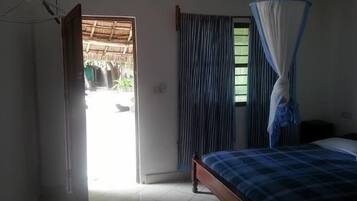 Quarto casal standard | 1 quarto, roupa de cama