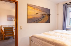 2 bedrooms, desk, iron/ironing board, travel crib - Holiday apartment located in Wittdün on the Amrum island. (Wittdün)