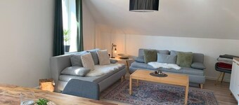 Central: Lovingly renovated 85m2 apartment in the Katharina Boardinghouse