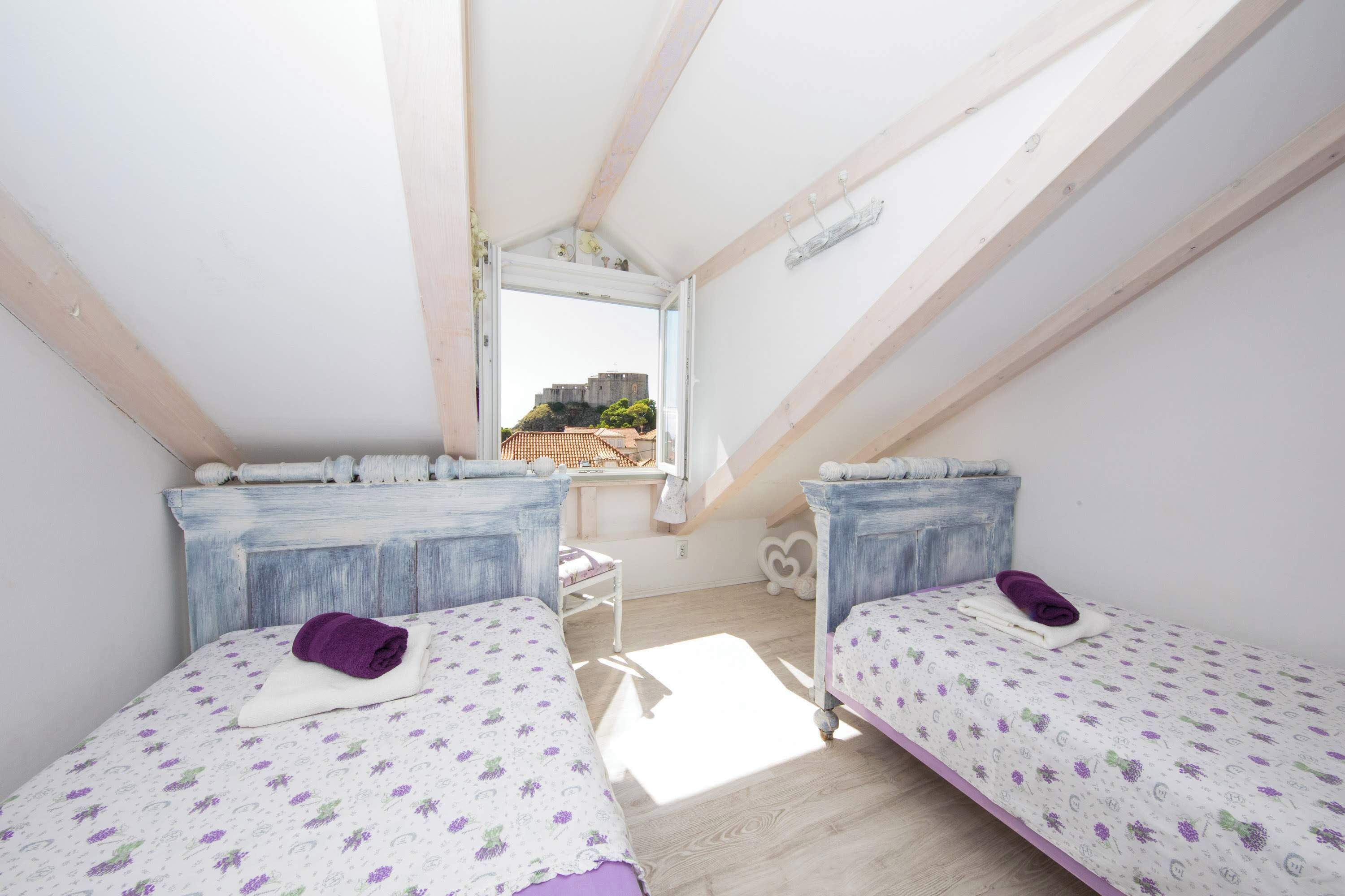 Photo - Guest House Gugily