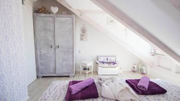 Apartment (Guest House Gugily - Three Bedroom Ap) | Individually decorated, individually furnished, laptop workspace