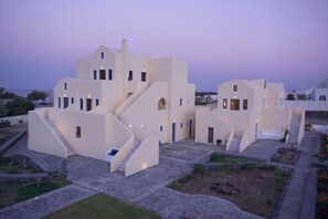 Front of property - Dagris Villa Studios (Santorini)