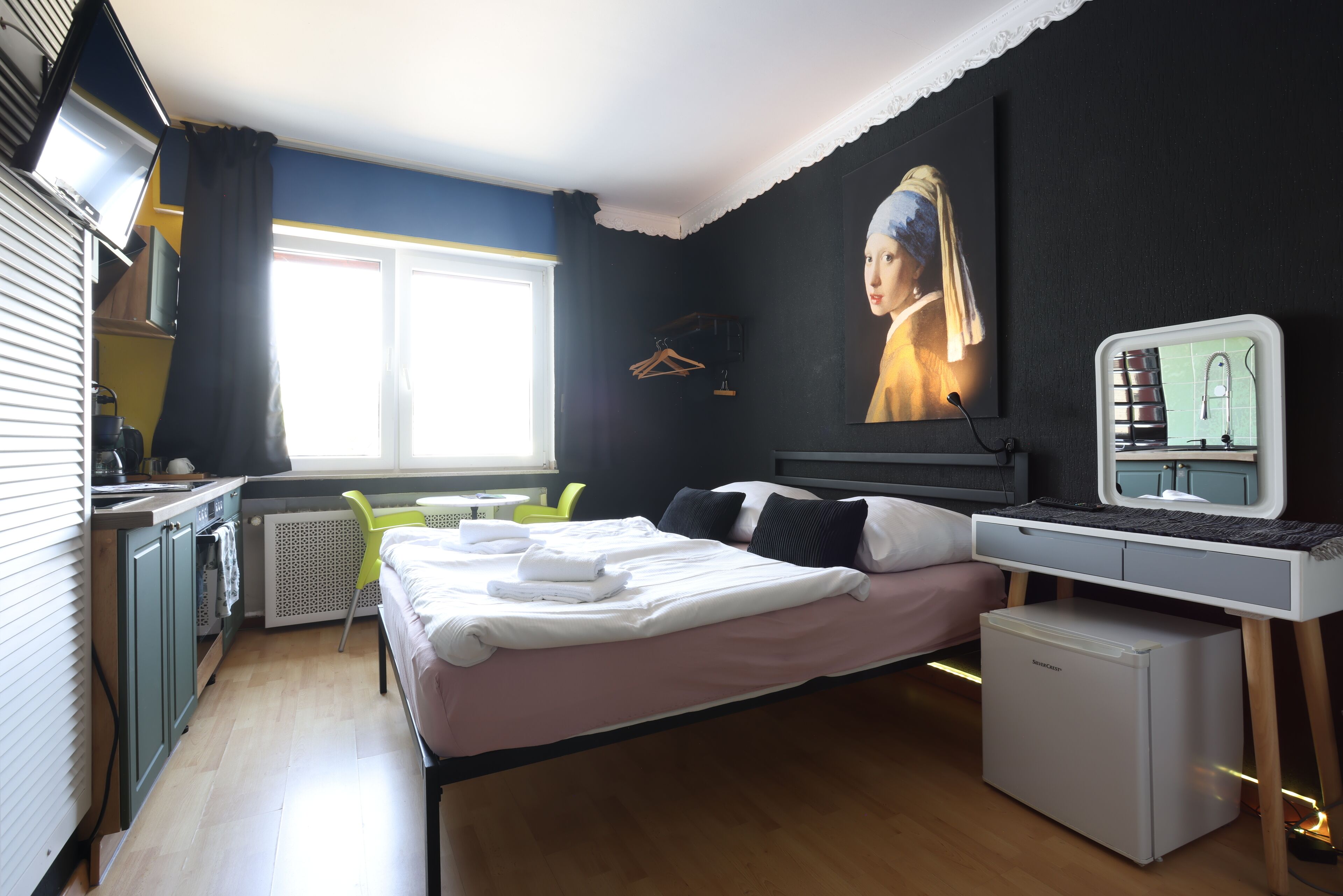 Studio – standard | Blendingsgardiner, strykejern/-brett, wi-fi (inkludert) og sengetøy