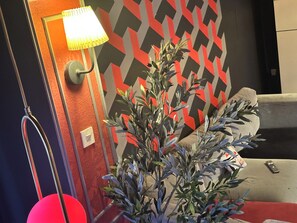 Rideaux occultants, fer et planche à repasser, Wi-Fi gratuit