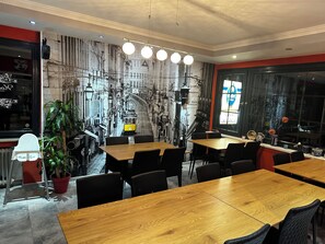 Dagelijks ontbijt met lokale gerechten (toeslag)