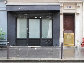 Exterior detail - Souplex - 4P - Batignolles (Paris)