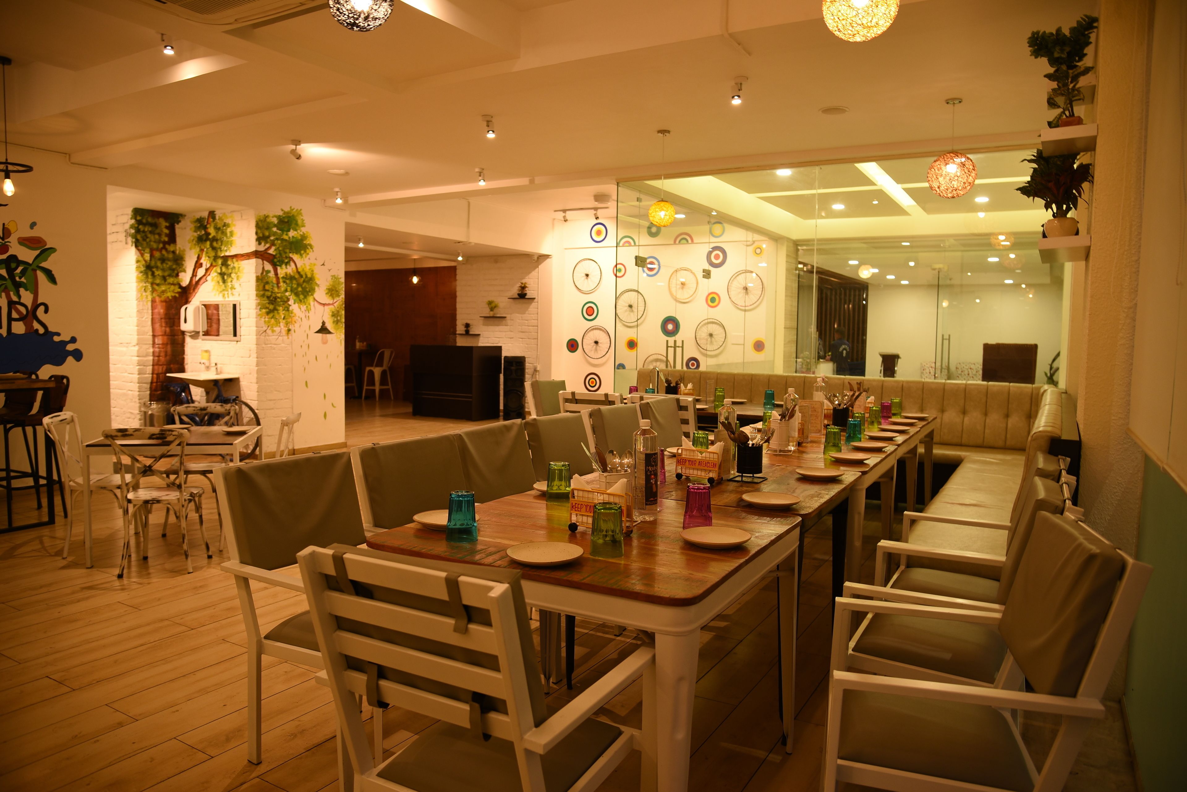 Daily buffet breakfast (INR 200 per person)