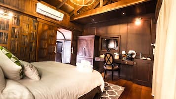 Sea View Double Room | 객실 내 금고, 책상, 다리미/다리미판, 무료 WiFi
