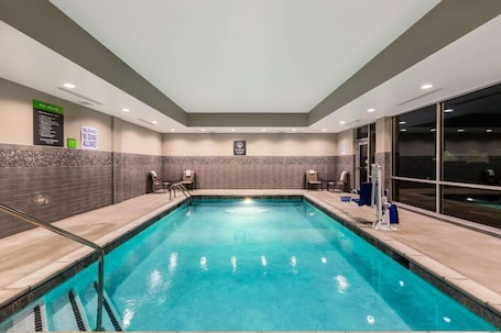 Una piscina techada