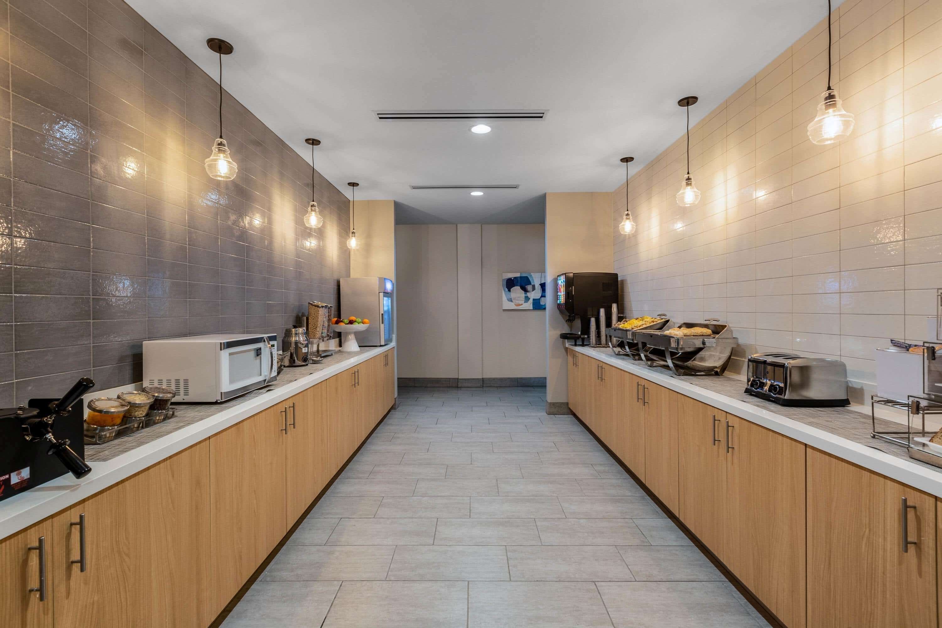 free daily self-service breakfast