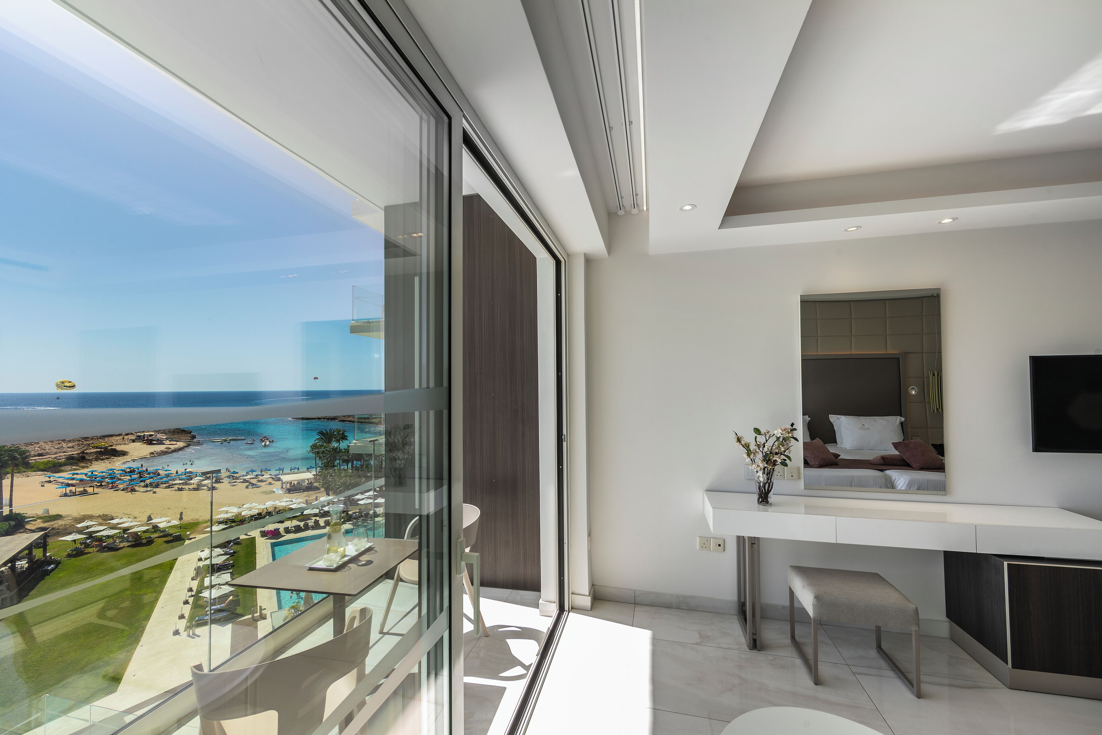 Foto - Chrysomare Beach Hotel & Resort