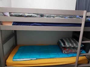 Iron/ironing board