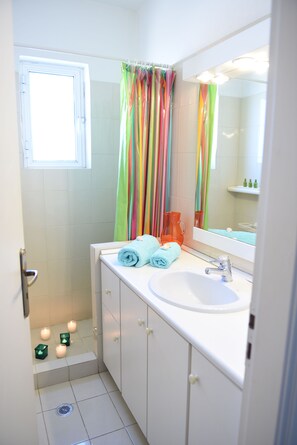 Apartment, 3 Schlafzimmer | Badezimmer