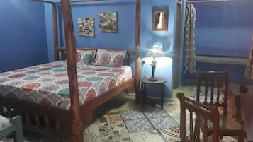 Standard Room | 1 bedroom, desk, laptop workspace, iron/ironing board