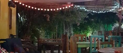 Termasuk sarapan Eropah setiap hari