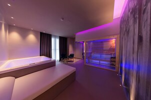 Premium bedding, down duvets, pillow-top beds, minibar