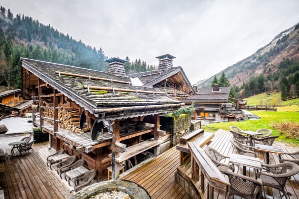 Restauration extérieure