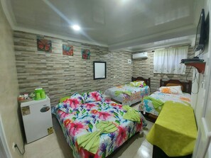 ميني بار وواي فاي مجانًا وملاءات أسرّة