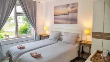 Cots/infant beds, free WiFi, bed sheets