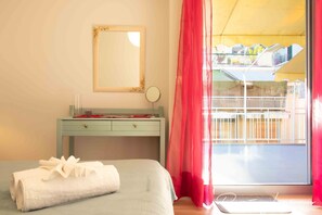 Apartment, 2 Bedrooms | 2 bedrooms, free WiFi, bed sheets