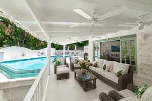 Piscina externa