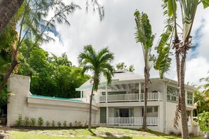 Exterior - Mustard - Villa (Mullins)