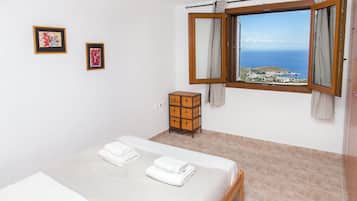 Villa, 3 Bedrooms | In-room safe, free WiFi, bed sheets