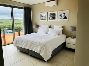 Soundproofing, free WiFi - Zimbali Wedge (Ballito)