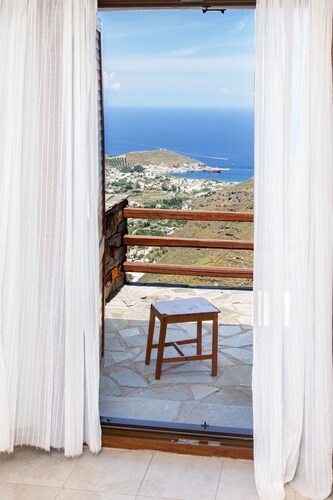 Villa Karthea V
