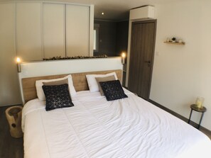 5 bedrooms, in-room safe, iron/ironing board, free WiFi - Villaparadise83 ... a superb villa with heated pool (Bagnols-en-Forêt)