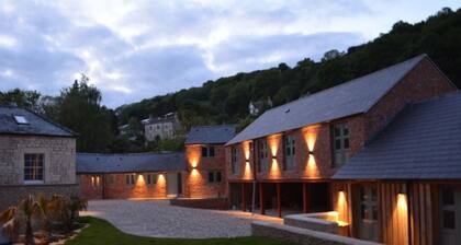 Kaunis asunto maamerkissä Cotswold Grade II -luettelossa Georgian talo - (101)