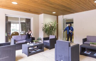 Sala de estar en el lobby