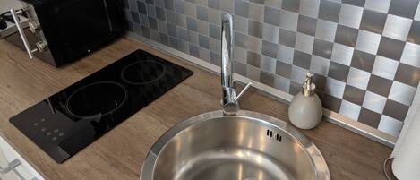 Apartment (Business Ratingen 5) | Private kitchen | Fridge, microwave, stovetop, dishwasher