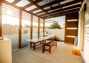 Outdoor dining