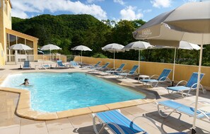 Seasonal outdoor pool - Résidence Odalys Les Bains d'Avène (Avene)