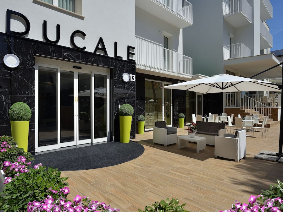 Mặt tiền nơi lưu trú