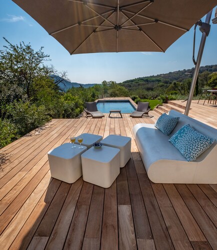 VILLA NEAR THE BEACHES HEATED SWIMMING POOL IN PEACE OPEN VIEW