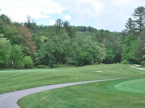 Golf - Mountain View Emerald Crest, Sapphire Valley Townhouse in the heart of the Resort (Jackson County)