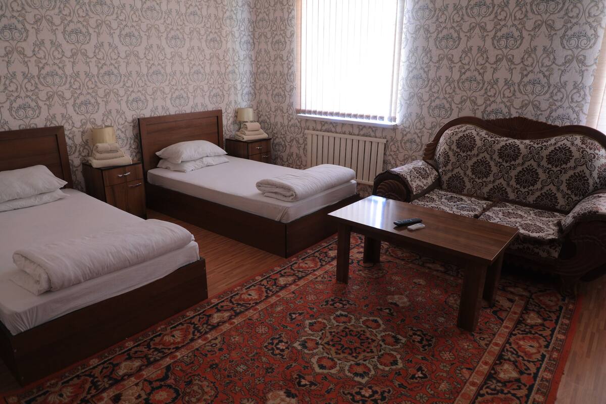 Comfort Room, City View | Premium bedding, desk, soundproofing, free WiFi