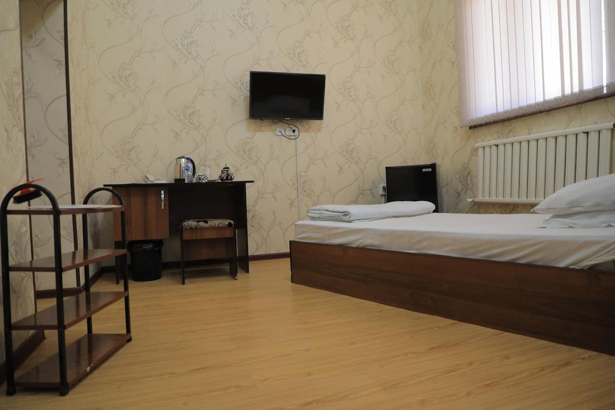 Premium bedding, individually furnished, desk, soundproofing
