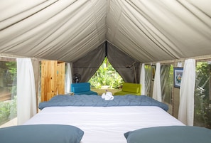 1 bedroom, Egyptian cotton sheets, premium bedding, pillow-top beds