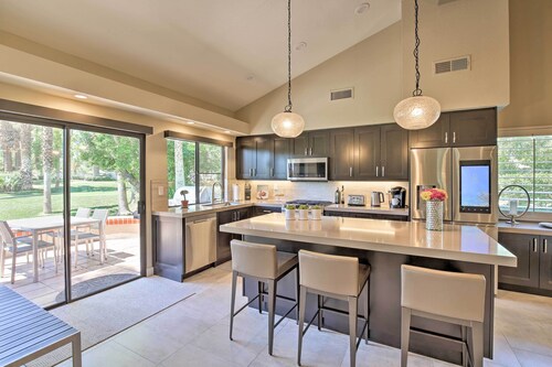 Luxury Remodeled Palm Desert Resort Condo!