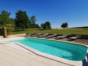 Pool - Restored barn from late 18th century with pool (Champniers)